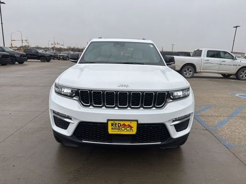 New 2025 Jeep Grand Cherokee Limited w/ Trailer Tow Package image 3