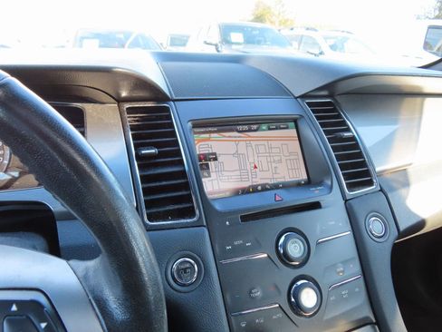 Used 2015 Ford Taurus SEL w/ Equipment Group 201A image 19