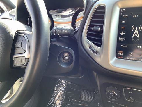 Used 2021 Jeep Compass 80th Special Edition w/ Driver Assistance Group image 16