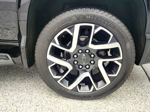 Used 2024 Chevrolet Silverado EV RST image 9