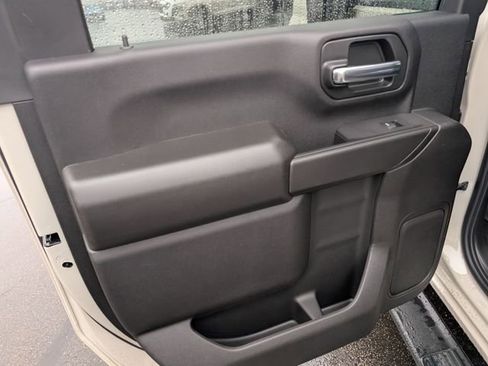 New 2026 Chevrolet Silverado 1500 Custom Trail Boss w/ LPO, Dark Essentials Package image 11