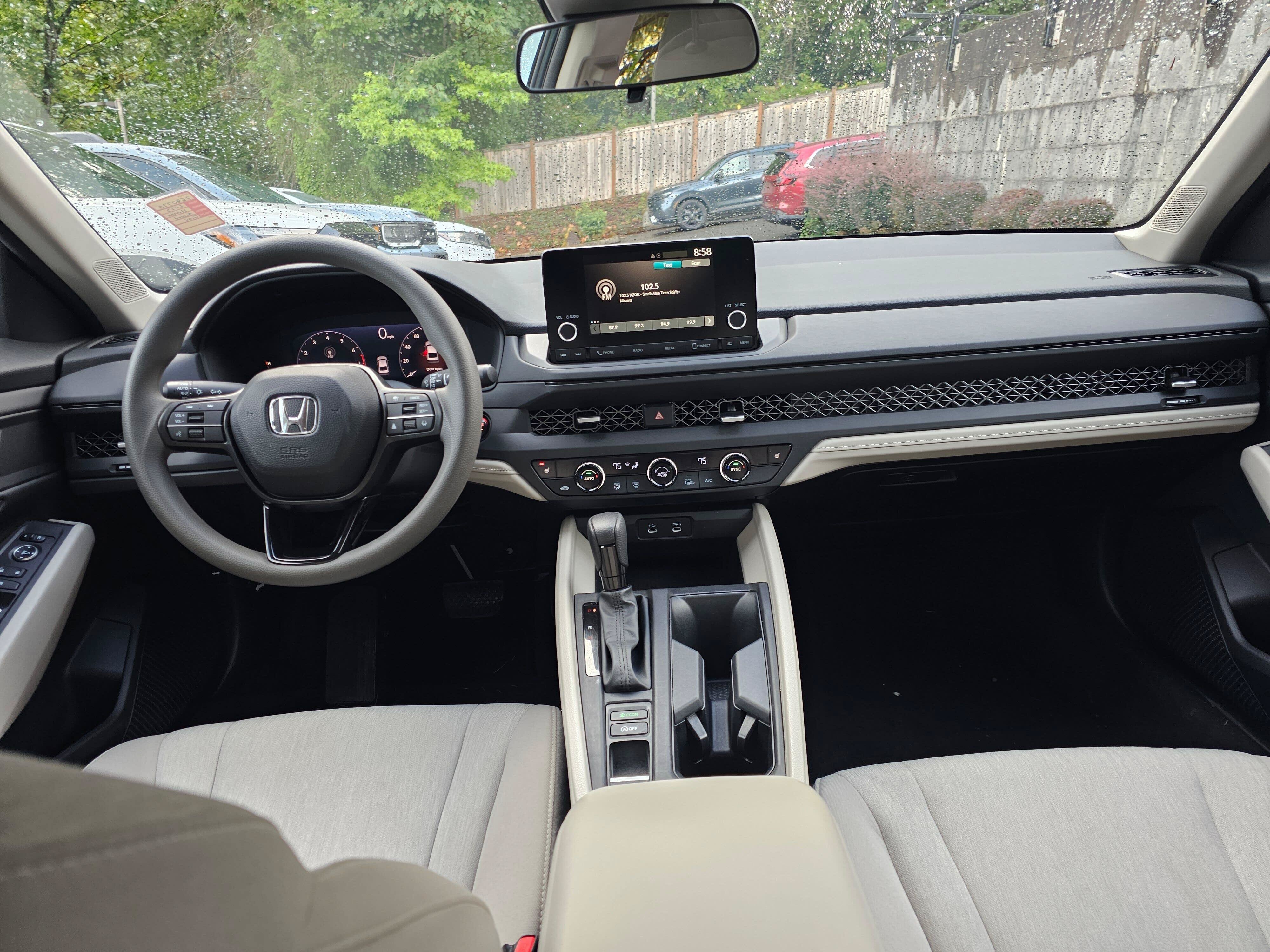 Used 2023 Honda Accord EX image 20