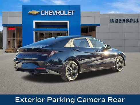Used 2022 Hyundai Elantra SEL w/ Cargo Package image 9