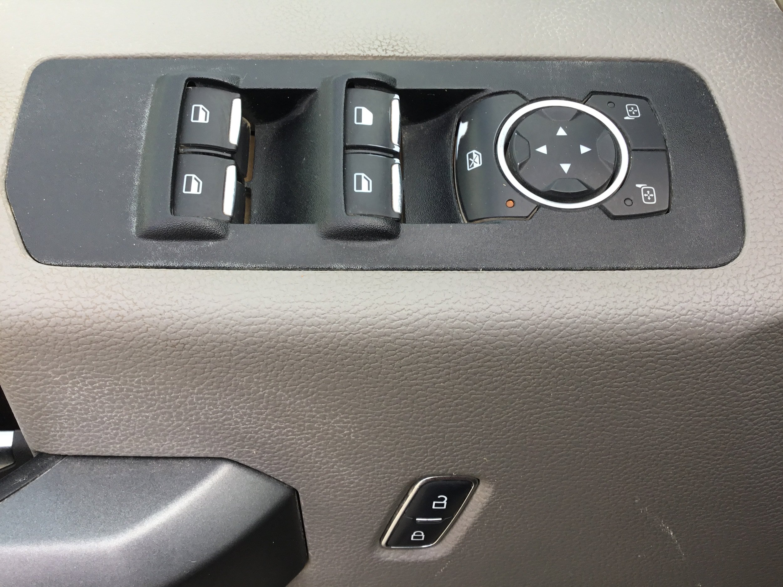Used 2019 Ford F150 XLT w/ Equipment Group 301A Mid AWD/4WD image 14