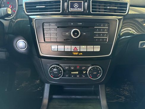 Used 2017 Mercedes-Benz GLS 450 4MATIC image 16