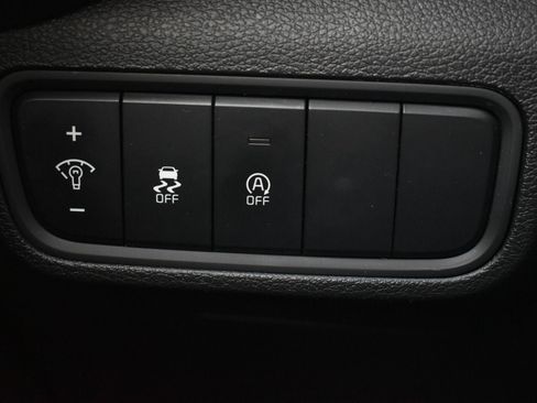 Used 2024 Kia Soul LX w/ Option Group 015 FWD image 18