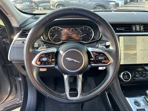 Used 2022 Jaguar F-PACE S image 13