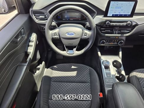 Used 2023 Ford Escape Active FWD image 12