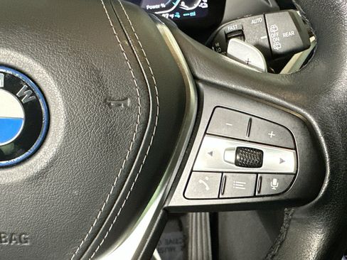 Used 2023 BMW X5 xDrive45e image 17