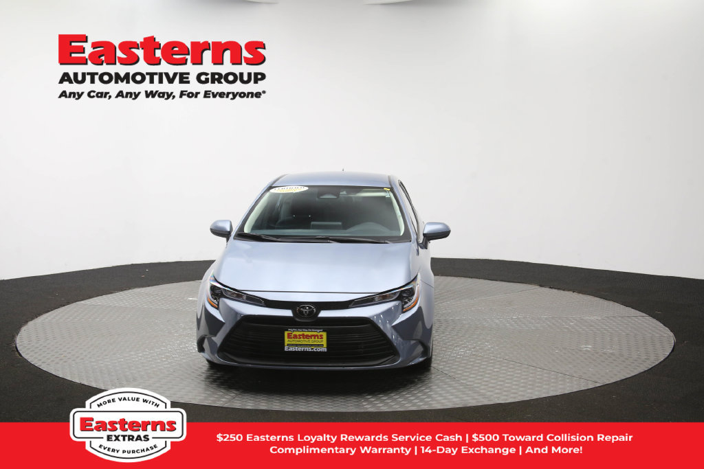 Used 2026 Toyota Corolla LE FWD image 55