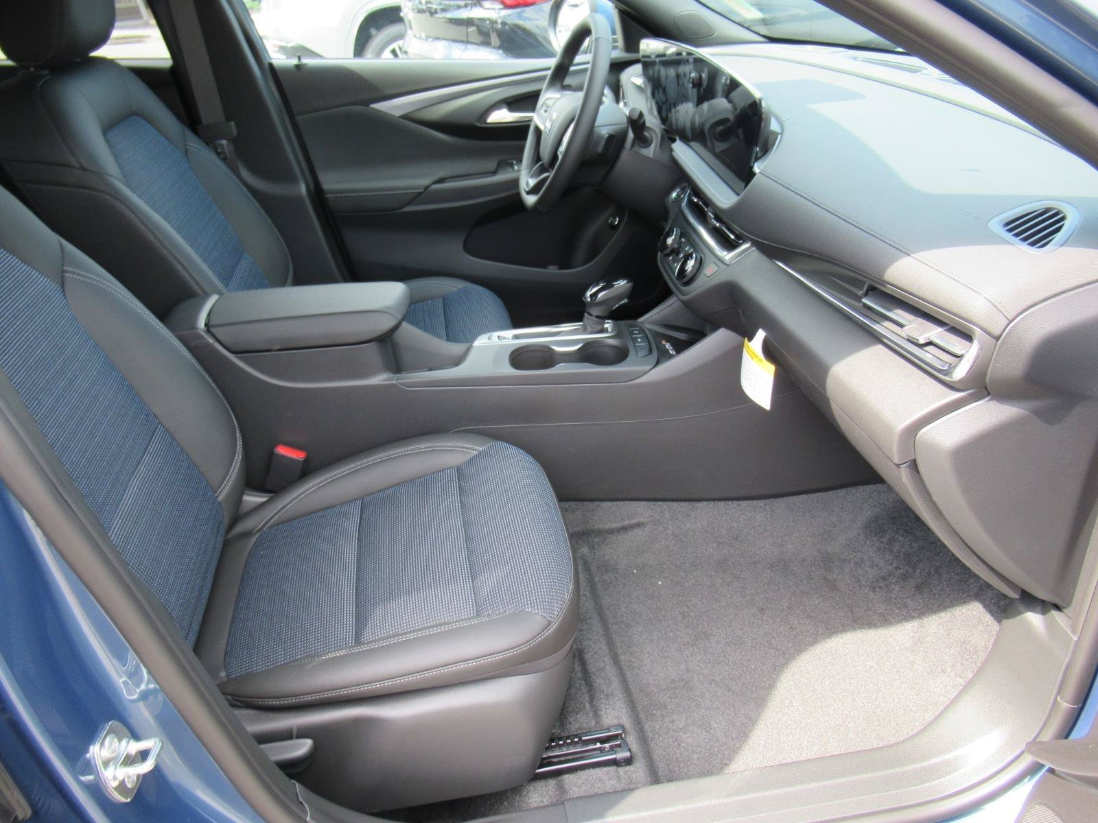New 2026 Buick Envista Preferred w/ Convenience I Package FWD image 10