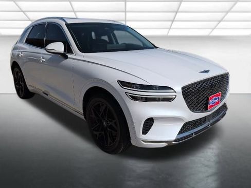 Used 2022 Genesis GV70 2.5T w/ Select Package image 1