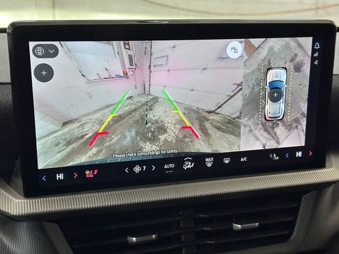 Certified 2025 Ford Explorer ST-Line image 56