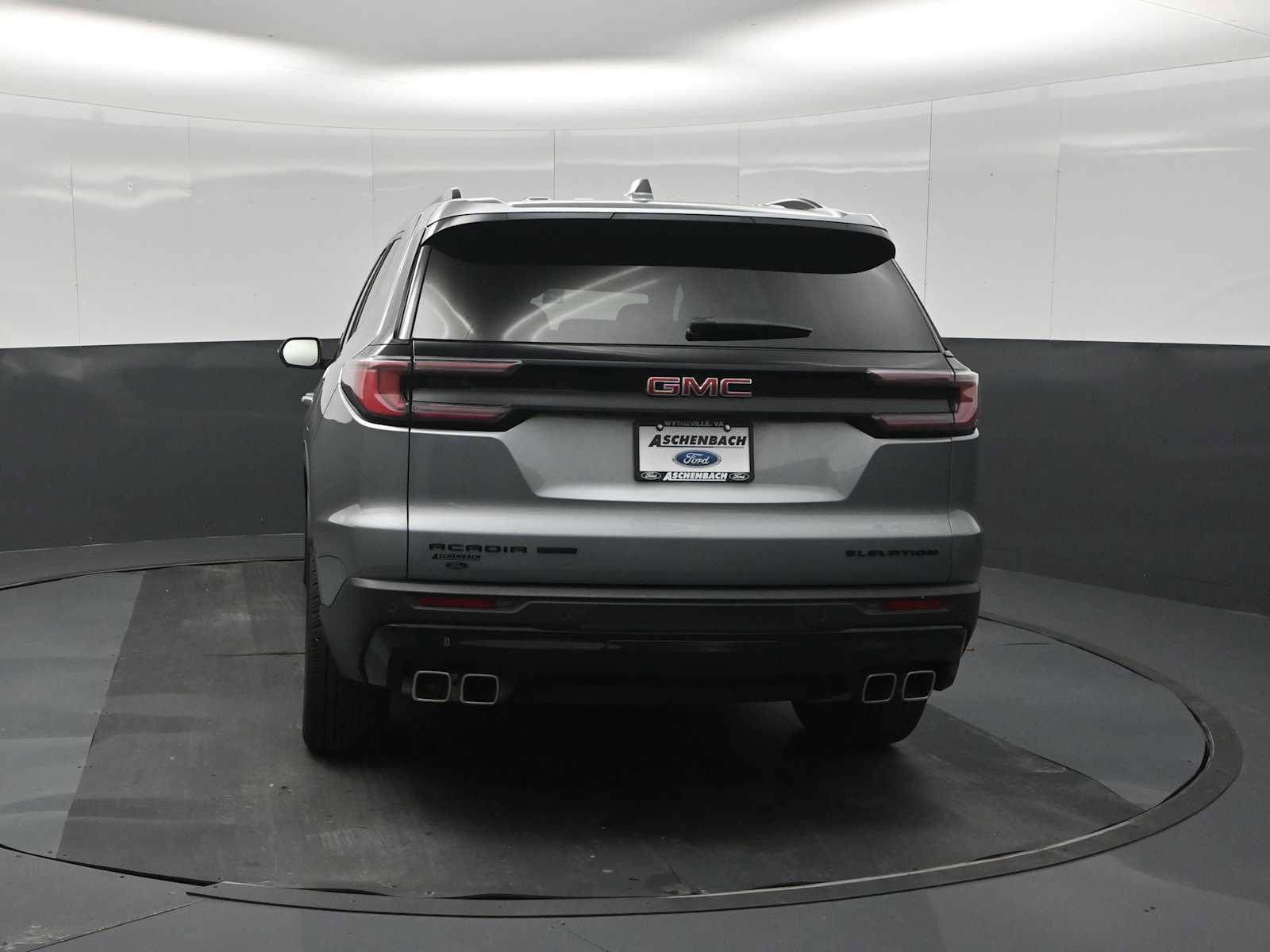 Used 2025 GMC Acadia Elevation w/ Black Edition AWD/4WD image 7