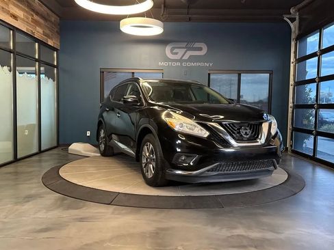 Used 2017 Nissan Murano SV AWD/4WD image 1