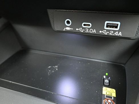 New 2025 Subaru Forester Premium image 33