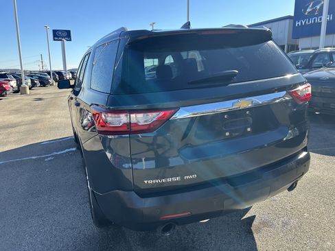 Used 2018 Chevrolet Traverse LT image 10