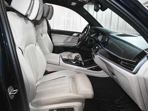 Used 2020 BMW X7 M50i AWD/4WD image 70