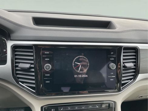 Used 2023 Volkswagen Atlas SE w/ Black Wheel Package image 30