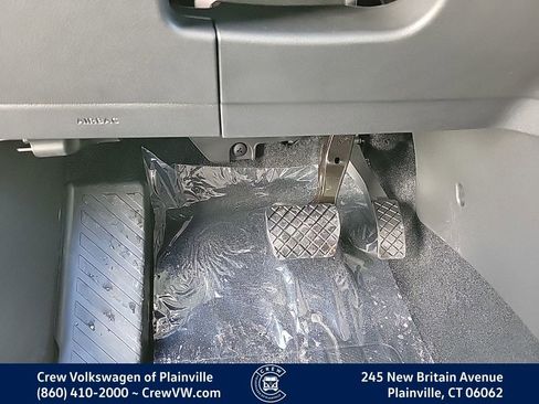 New 2026 Volkswagen Tiguan SE image 39