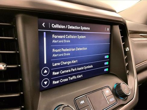 Used 2023 GMC Acadia AT4 w/ LPO, Floor Liner Package image 35