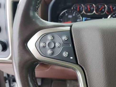 Used 2019 Chevrolet Silverado 2500 High Country image 18