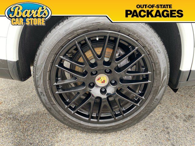 Used 2017 Porsche Cayenne Platinum Edition AWD/4WD image 7