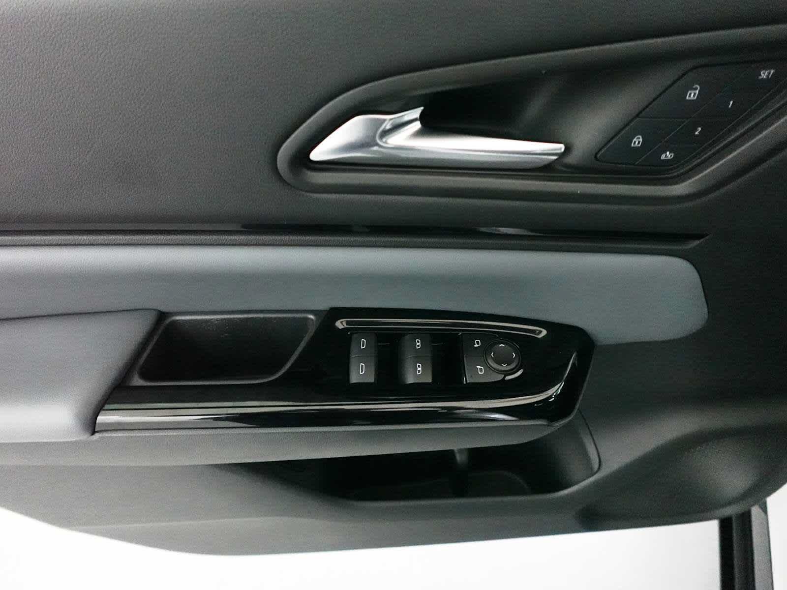 Used 2024 Honda Prologue Touring image 11