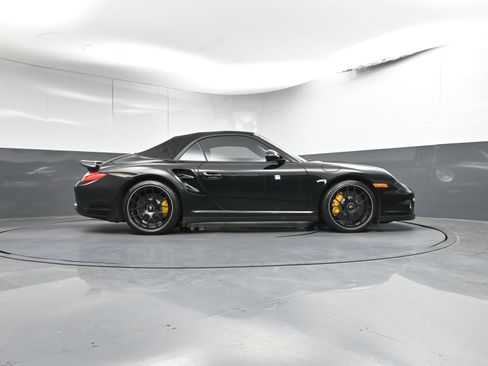 Used 2011 Porsche 911 Turbo S image 32