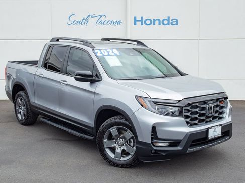 Certified 2024 Honda Ridgeline TrailSport image 2
