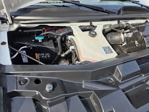 Used 2019 Chevrolet Express 2500 Extended image 21