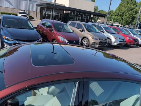 Used 2023 Nissan Altima 2.5 SL AWD/4WD image 16