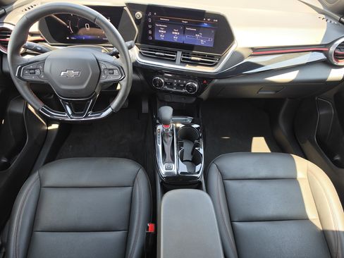 Used 2024 Chevrolet Trax RS w/ Driver Confidence Package FWD image 8