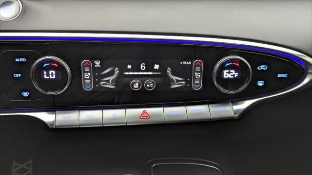 Used 2022 Genesis GV70 3.5T Sport w/ Sport Prestige Package AWD/4WD image 31