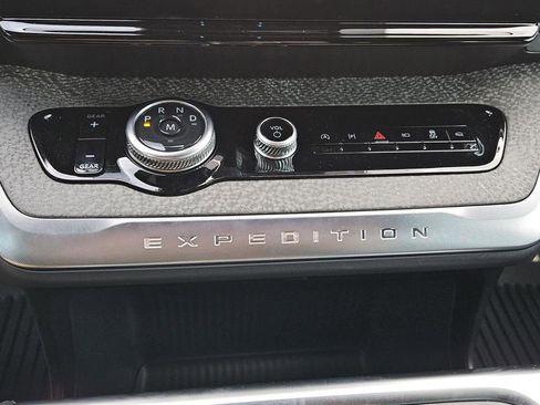 New 2025 Ford Expedition Tremor image 15