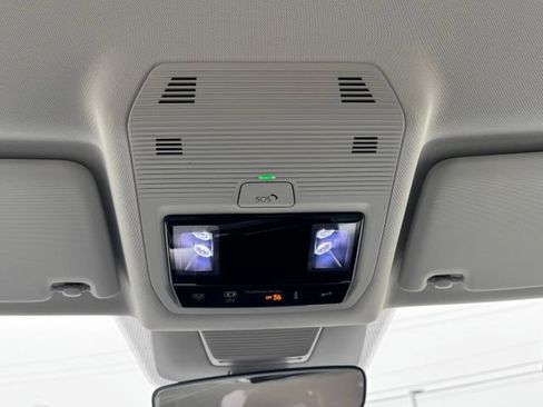 Certified 2025 Volkswagen Tiguan S AWD/4WD image 16