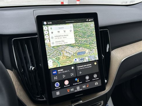 New 2026 Volvo XC60 B5 Plus w/ Protection Package Premier image 20