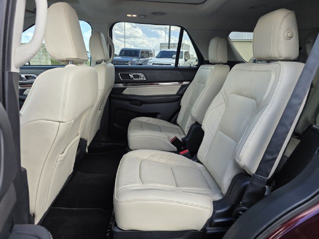 Used 2018 Ford Explorer Platinum AWD/4WD image 19