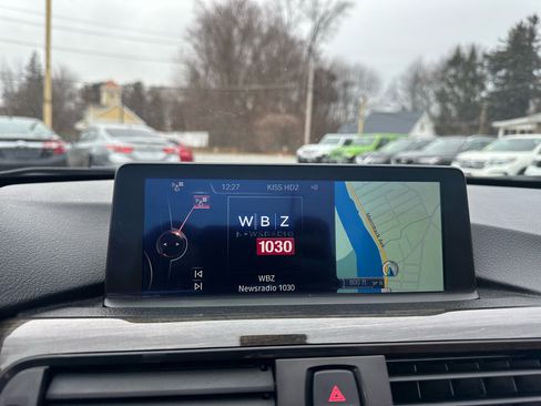 Used 2015 BMW 428i xDrive Convertible image 32