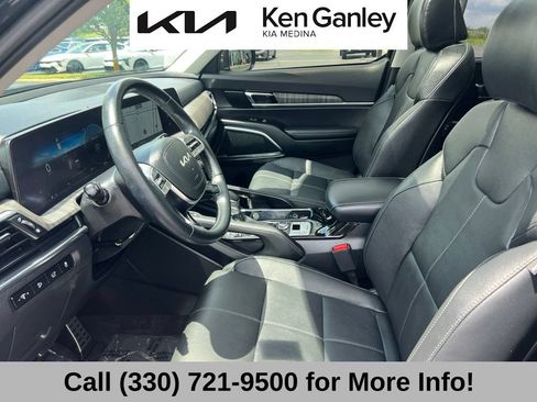 Certified 2024 Kia Telluride SX w/ Towing Package AWD/4WD image 43