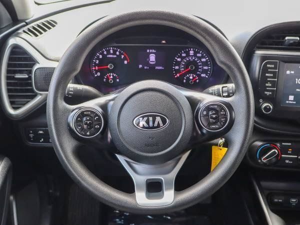 Used 2020 Kia Soul S FWD image 14