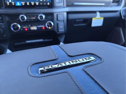 Used 2025 Ford F350 Platinum image 42