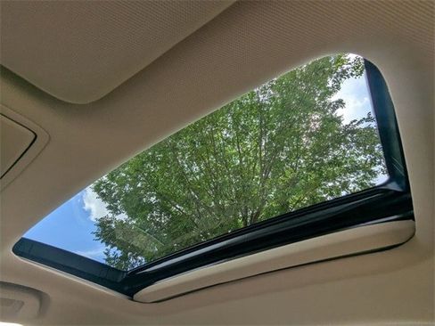 New 2025 Acura TLX w/ Technology Package image 9