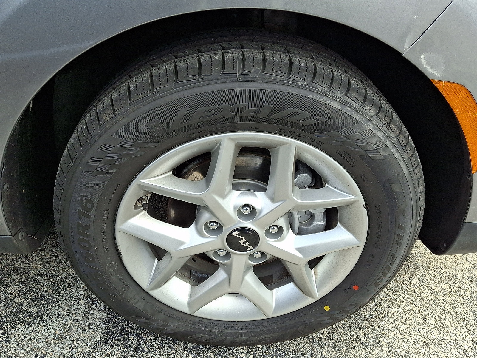 Certified 2023 Kia Soul LX w/ LX Technology Package FWD image 9