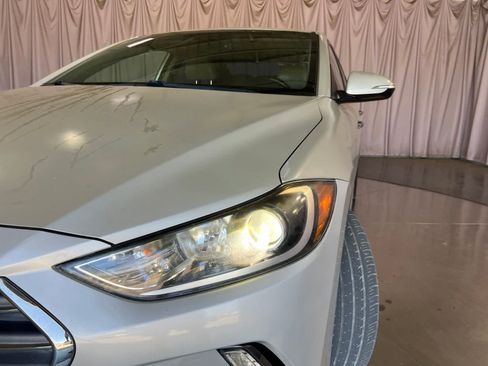 Used 2017 Hyundai Elantra Limited w/ Limited Ultimate Package 05 FWD image 9
