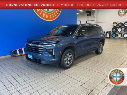 Certified 2025 Chevrolet Traverse LT