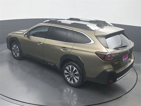 Used 2023 Subaru Outback Touring XT image 23