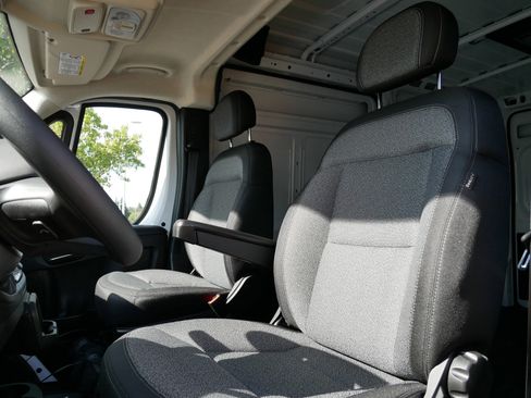 New 2026 RAM ProMaster 2500 w/ Convenience Group image 11