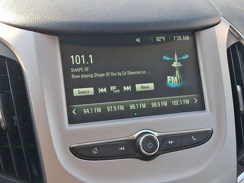 Used 2018 Chevrolet Cruze LS FWD image 16