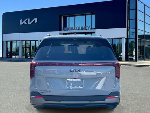 New 2026 Kia Carnival SX Prestige FWD image 12